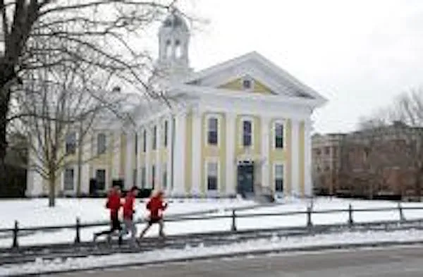 Wheaton College Responds to Trump’s Ban with Refugee Scholarship