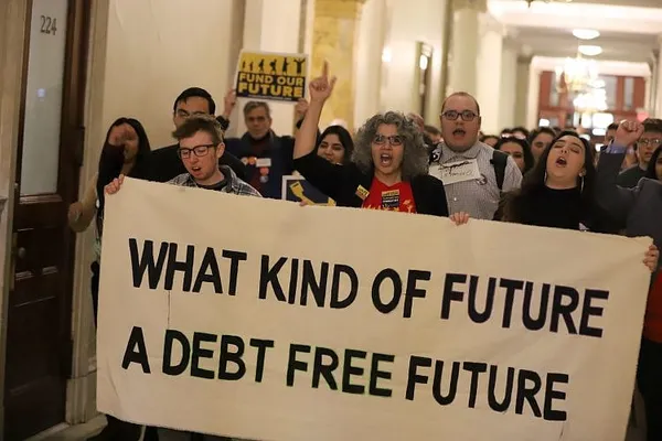 Massachusetts Senate Approves Free Community College