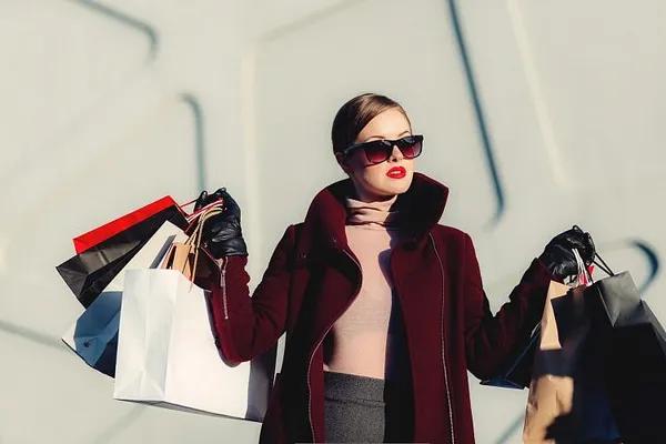Massachusetts Retailers Forecast 10 Percent Spike In Christmas Sales