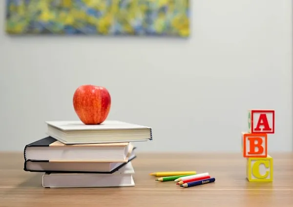 President Trump Orders Dismantling of  U.S. Department of Education, Shifting Education Policy To States