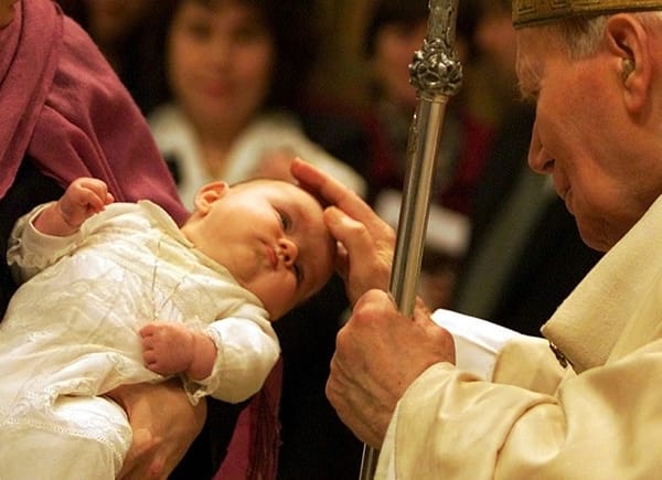 Italian priest offers $2,000 to families with three or more children