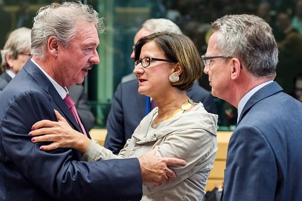 EU ministers agree to relocate 120,000 migrants