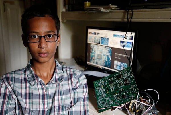 Outcry after Muslim teen is detained over homemade clock