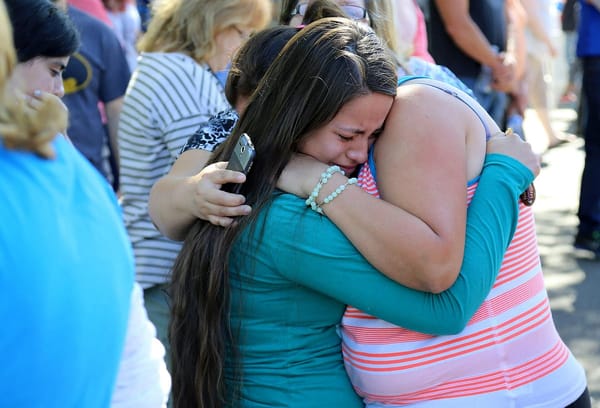 Gunman at Oregon college asked students their religion then killed 9