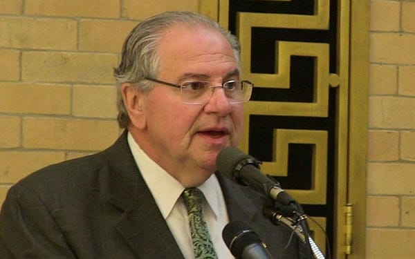 DeLeo dials up pro-charter commentary
