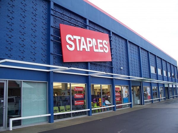 Tom Stemberg, Staples founder, dies at 66
