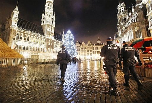 US issues travel warning in wake of attacks