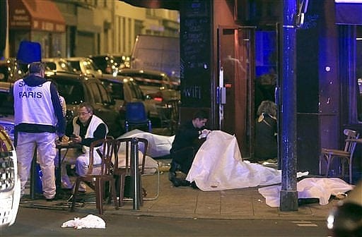 Explosions, gunfire rock Paris; scores die