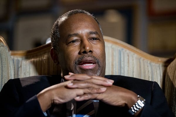 Carson aides quit, question his readiness for White House