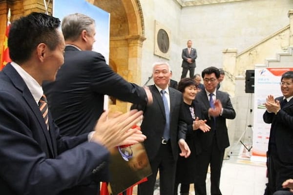 Baker welcomes China business delegation to Marlborough