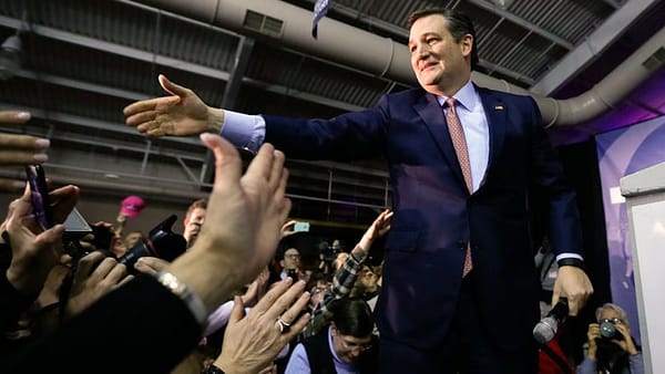 Cruz tops Trump in Iowa’s Republican caucuses