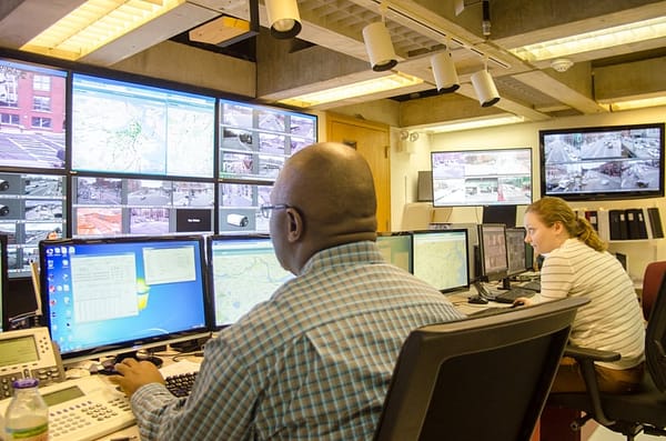 Boston adjusting traffic light timing to fight congestion