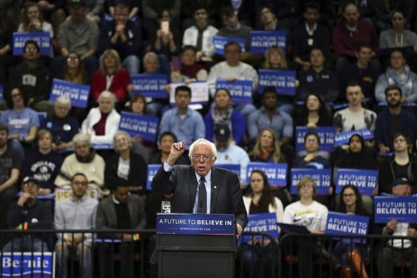 Clinton, Sanders trade fresh attacks in New York