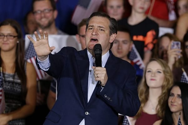 Trump sweeps 5 Northeast states as Clinton, Sanders battle