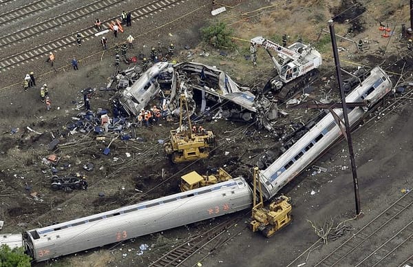 Deadly Amtrak wreck blamed on distracted engineer