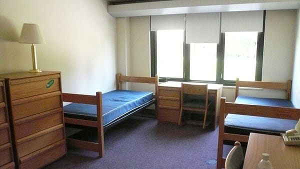 Transgender bathroom battle moves to college dorms
