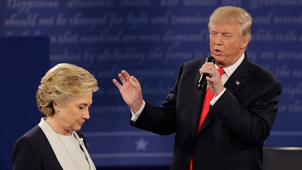 In debate, Trump signals aggressive close to his campaign