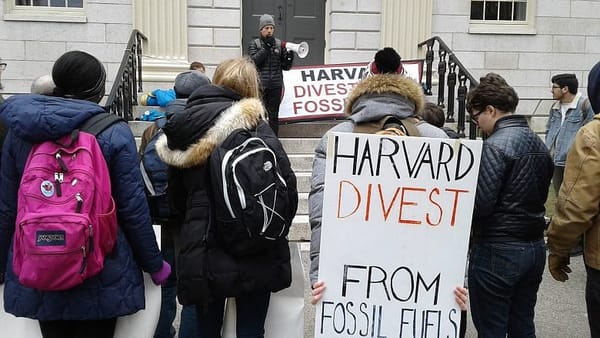 Harvard Students Shut Down University Hall