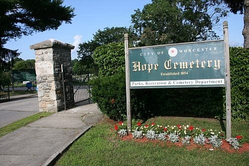 DA Appealing Suppression of Skulls in Grave Robbing Case