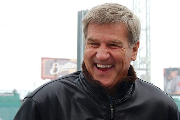 Bobby Orr Endorses Trump