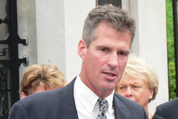 Scott Brown Says He’ll Run For Office Again