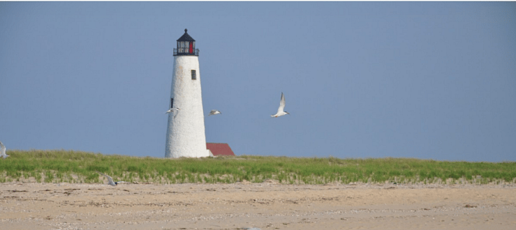 Nantucket Town Meeting Approves Bylaw Allowing Women To Go Topless At Beaches